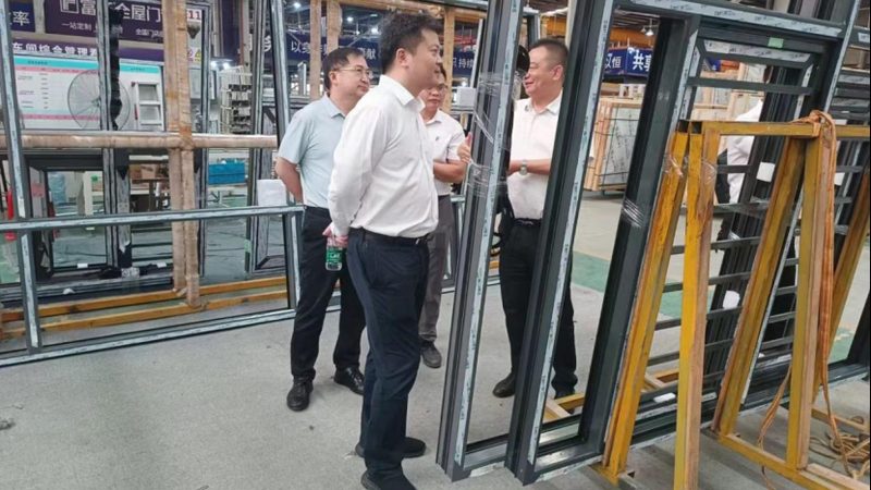 铝合金门窗定制价格：揭秘影响价格的关键因素**