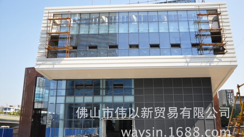 玻璃幕墙材料规范及选型：揭秘背后的技术密码